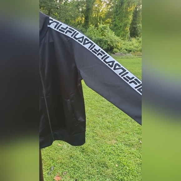 Fila  Black Sleeve Spell Out Track Warm Up‎ Casual Women's Jacket Size Small - Picture 3 of 11